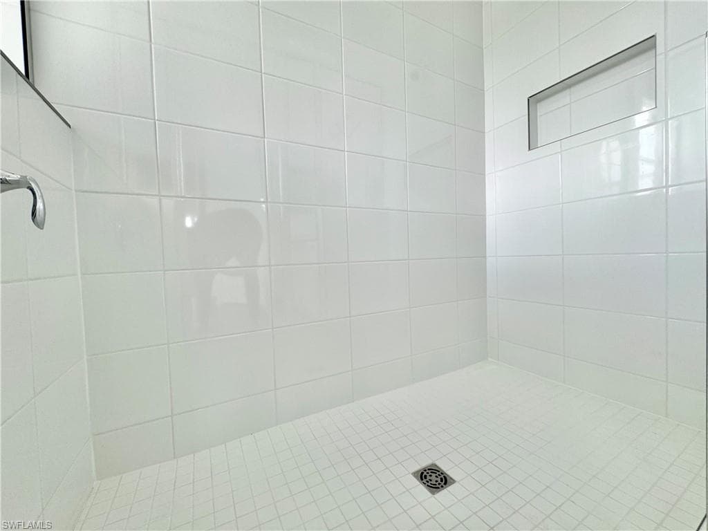 20885 Thistle Leaf LN, ESTERO FL 33928-23