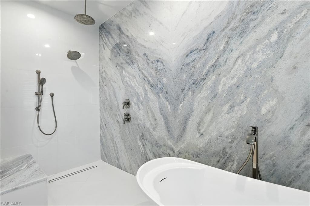 17483 Via Navona WAY, MIROMAR LAKES FL 33913-26