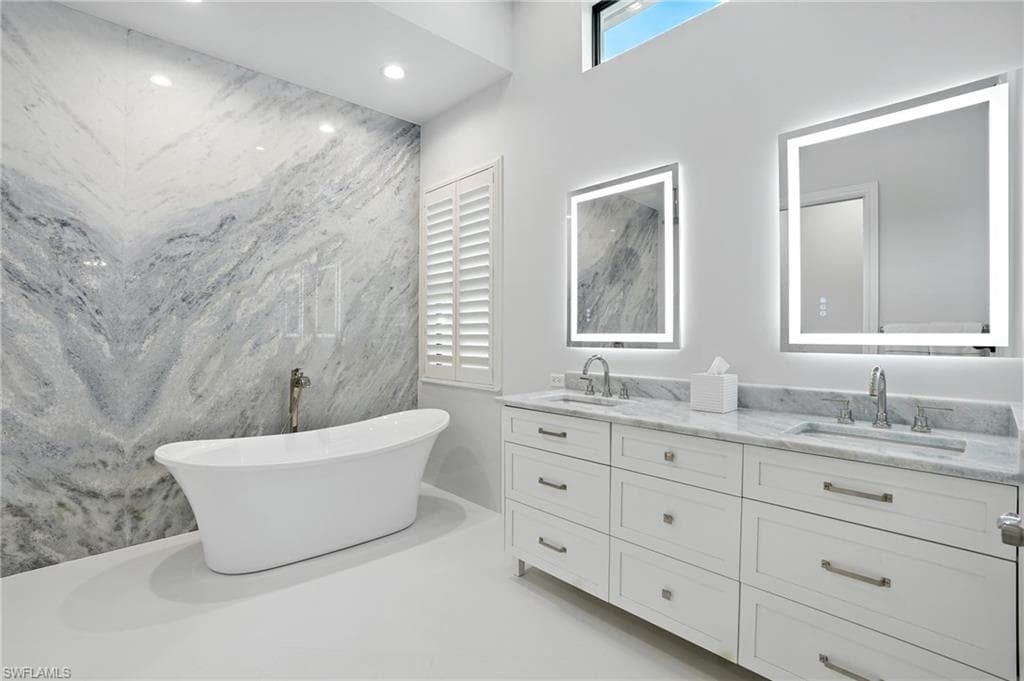 17483 Via Navona WAY, MIROMAR LAKES FL 33913-27