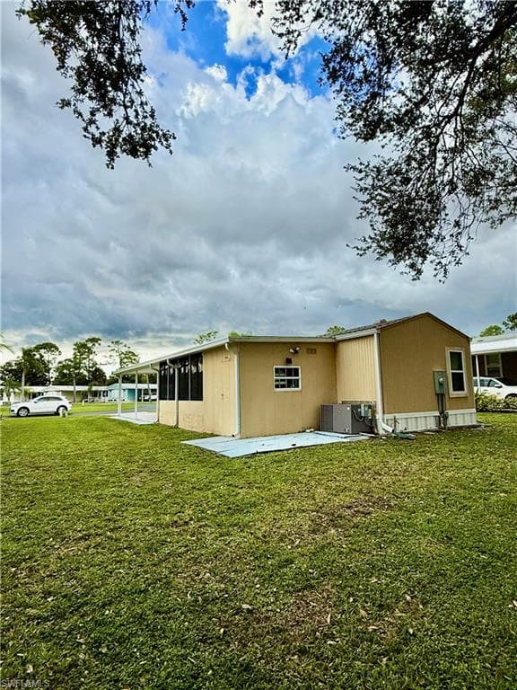 10491 Wales LOOP, BONITA SPRINGS FL 34135-3