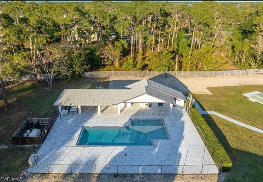 10615 Roxbury CT, LEHIGH ACRES FL 33936-26