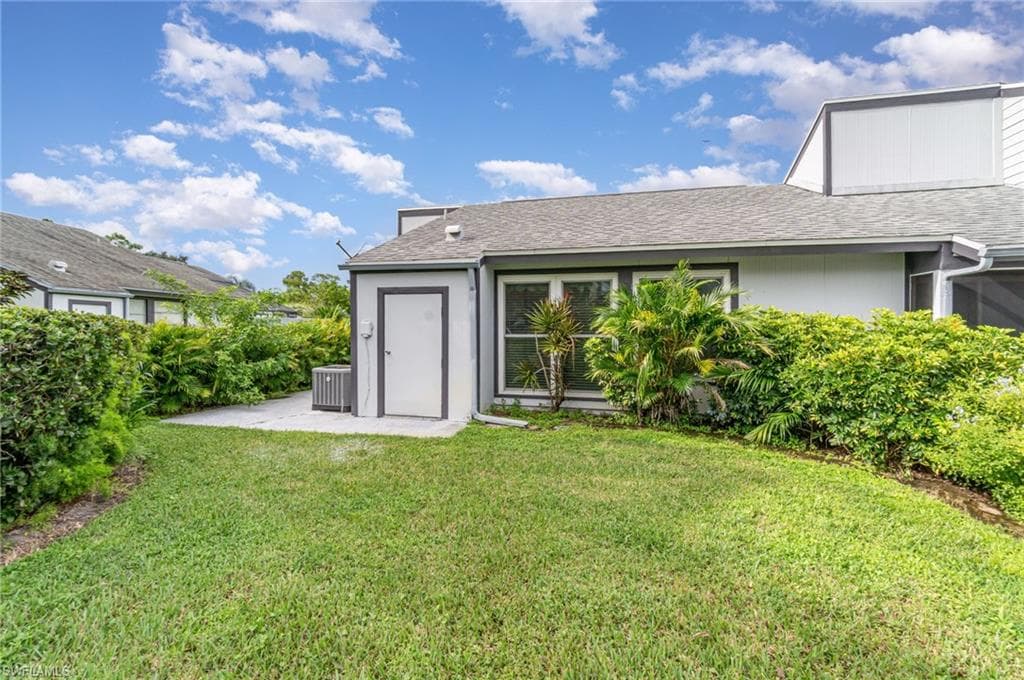 10615 Roxbury CT, LEHIGH ACRES FL 33936-24