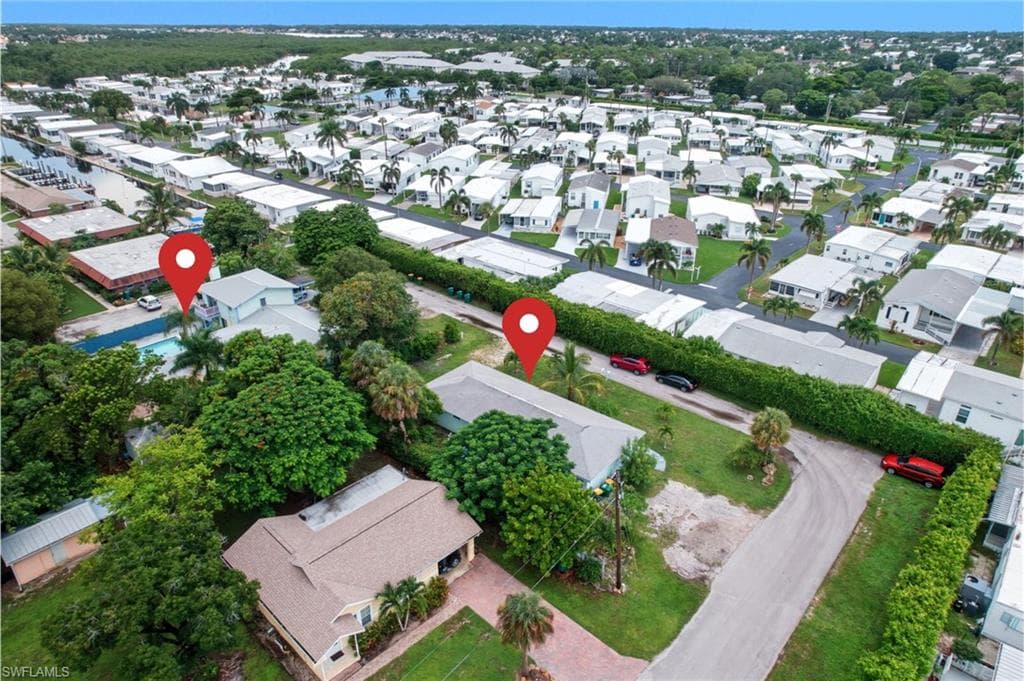 2662/2656 Mangrove ST, NAPLES FL 34112-36