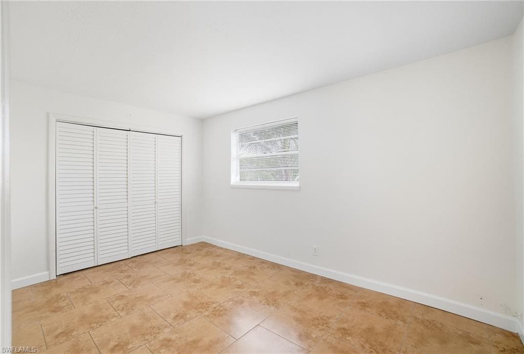 2662/2656 Mangrove ST, NAPLES FL 34112-28