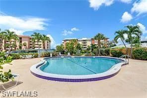 200 PEBBLE BEACH BLVD # 402, NAPLES FL 34113-1