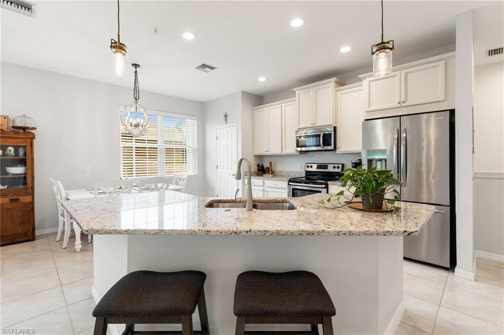 18239 Creekside Preserve LOOP # 202, FORT MYERS FL 33908-6