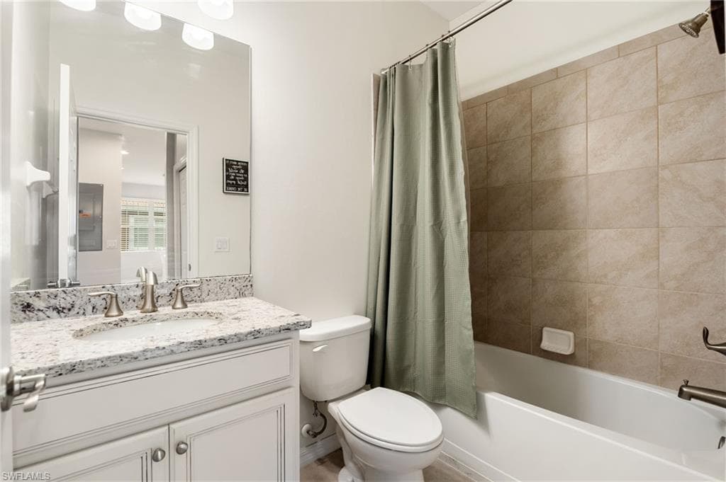 18239 Creekside Preserve LOOP # 202, FORT MYERS FL 33908-19