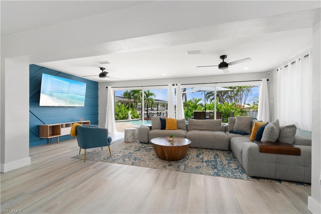 5161 Williams DR, FORT MYERS BEACH FL 33931-11