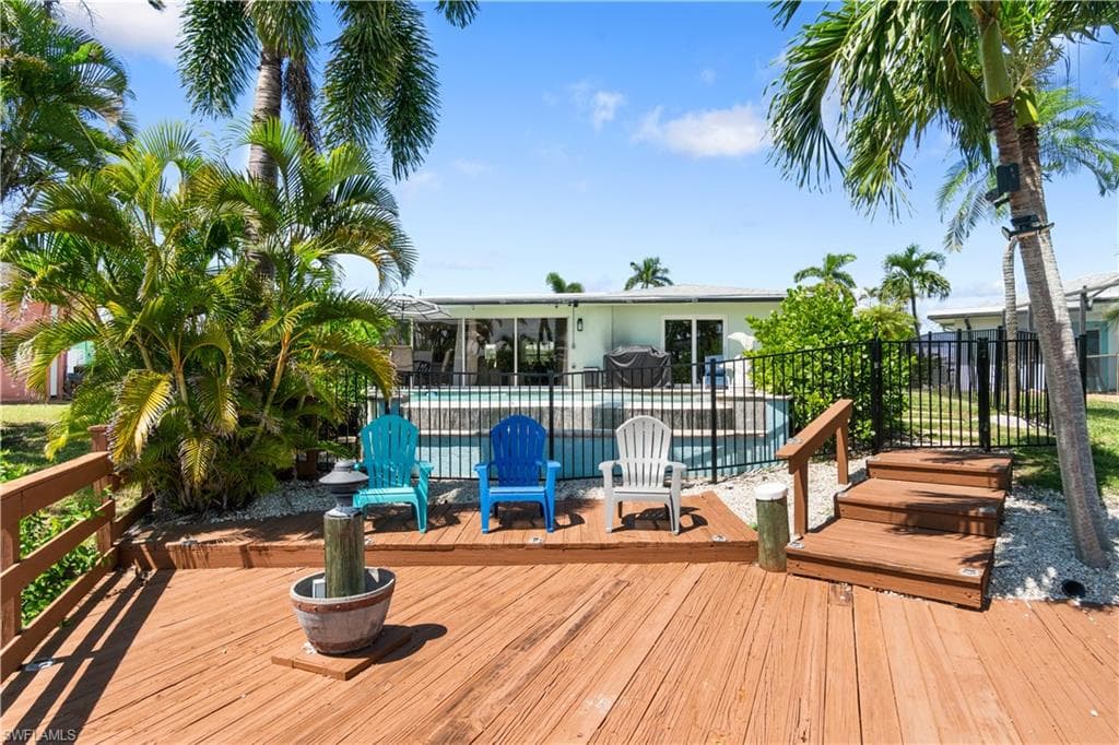 5161 Williams DR, FORT MYERS BEACH FL 33931-38