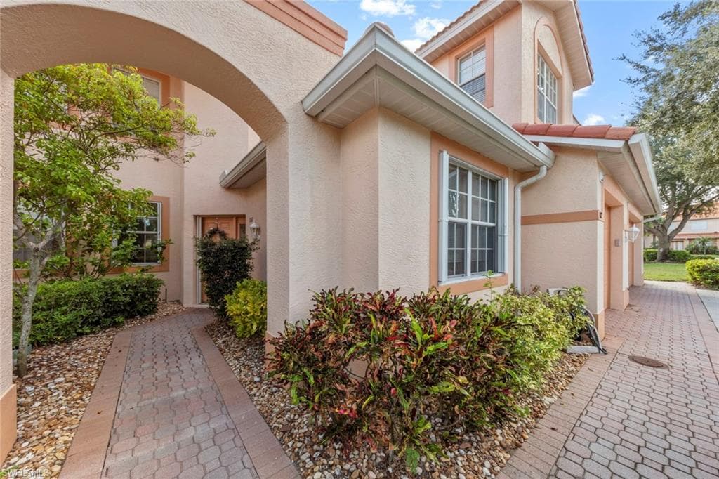 9000 Palmas Grandes BLVD # 102, BONITA SPRINGS FL 34135-1
