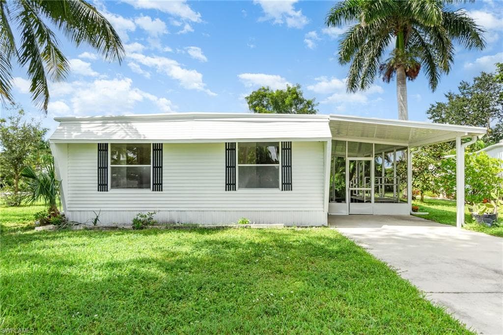 91 Twin Palms DR, NAPLES FL 34114-1