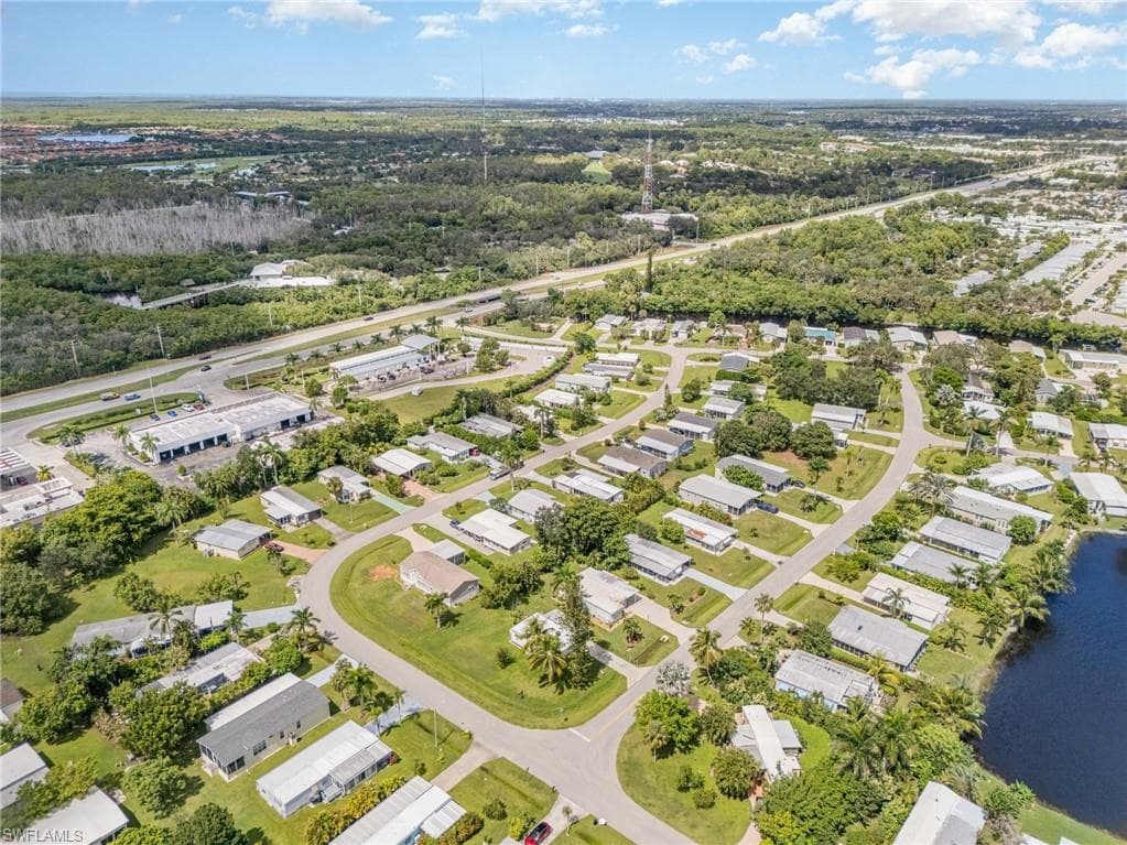 91 Twin Palms DR, NAPLES FL 34114-28