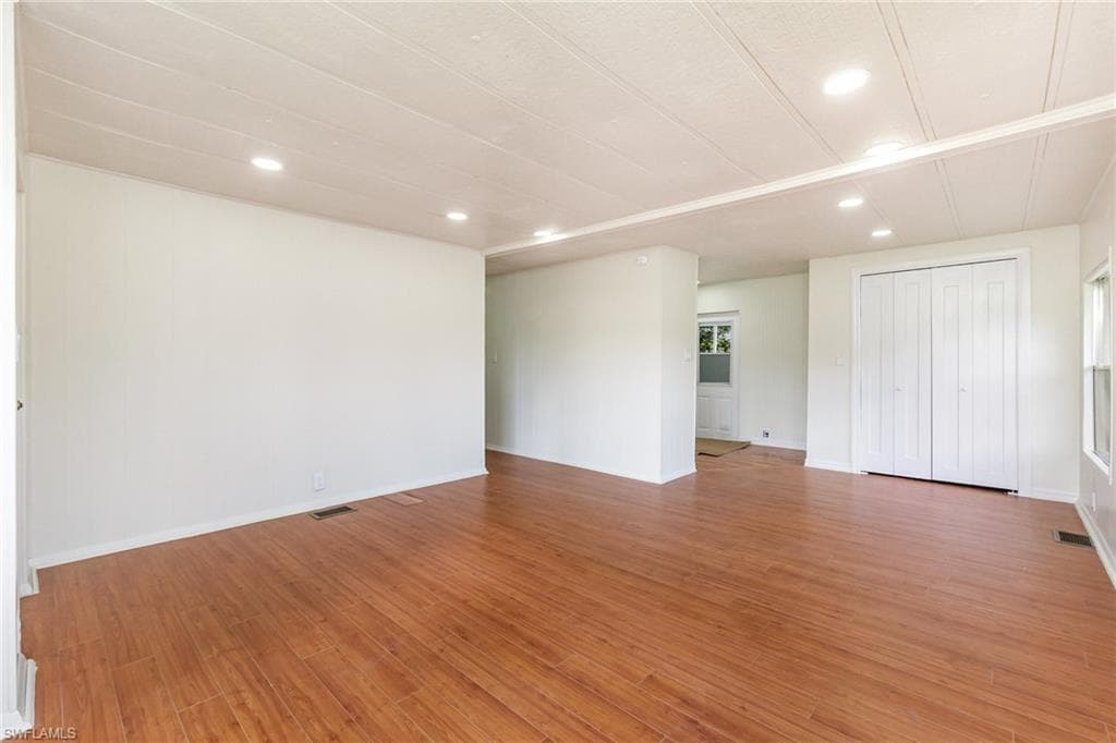 91 Twin Palms DR, NAPLES FL 34114-20