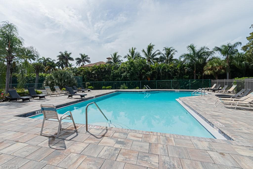 4544 Court WAY # 18D, NAPLES FL 34109-42