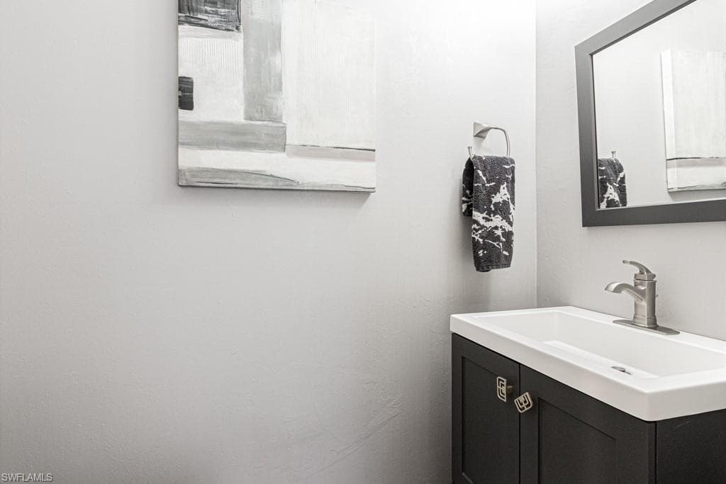 4544 Court WAY # 18D, NAPLES FL 34109-35