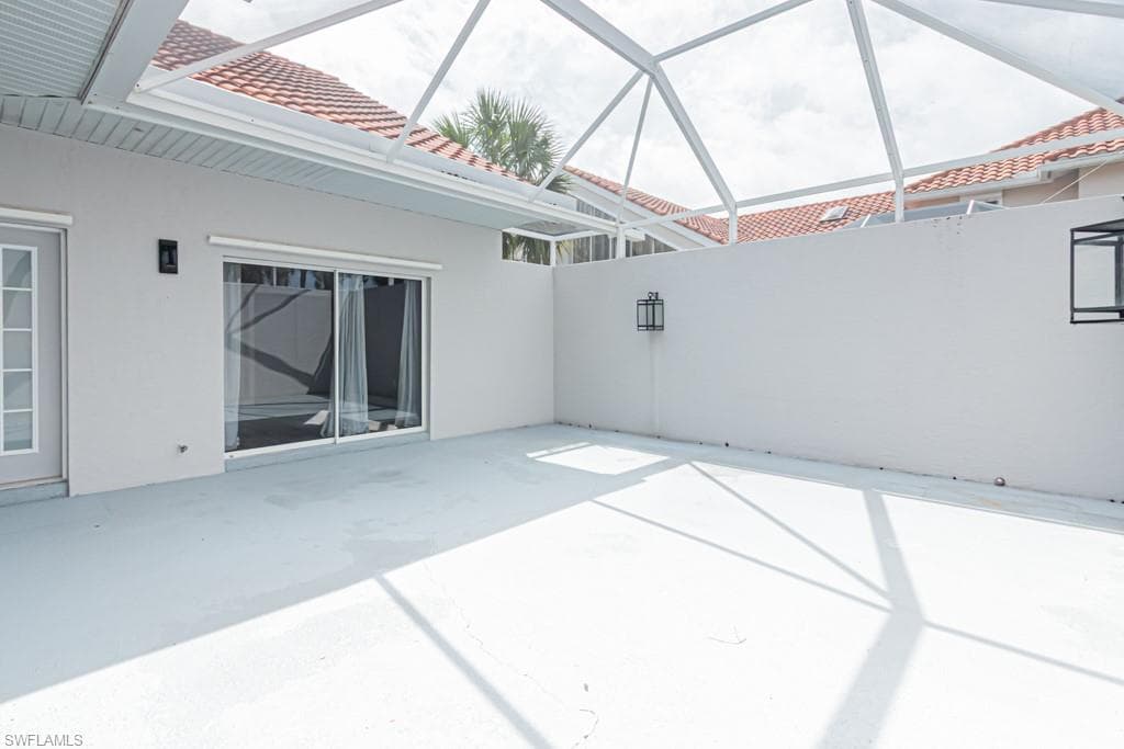 4544 Court WAY # 18D, NAPLES FL 34109-4