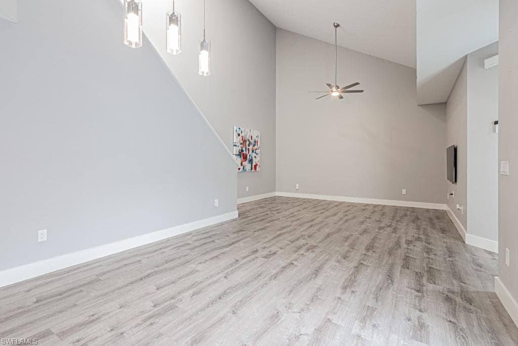 4544 Court WAY # 18D, NAPLES FL 34109-19