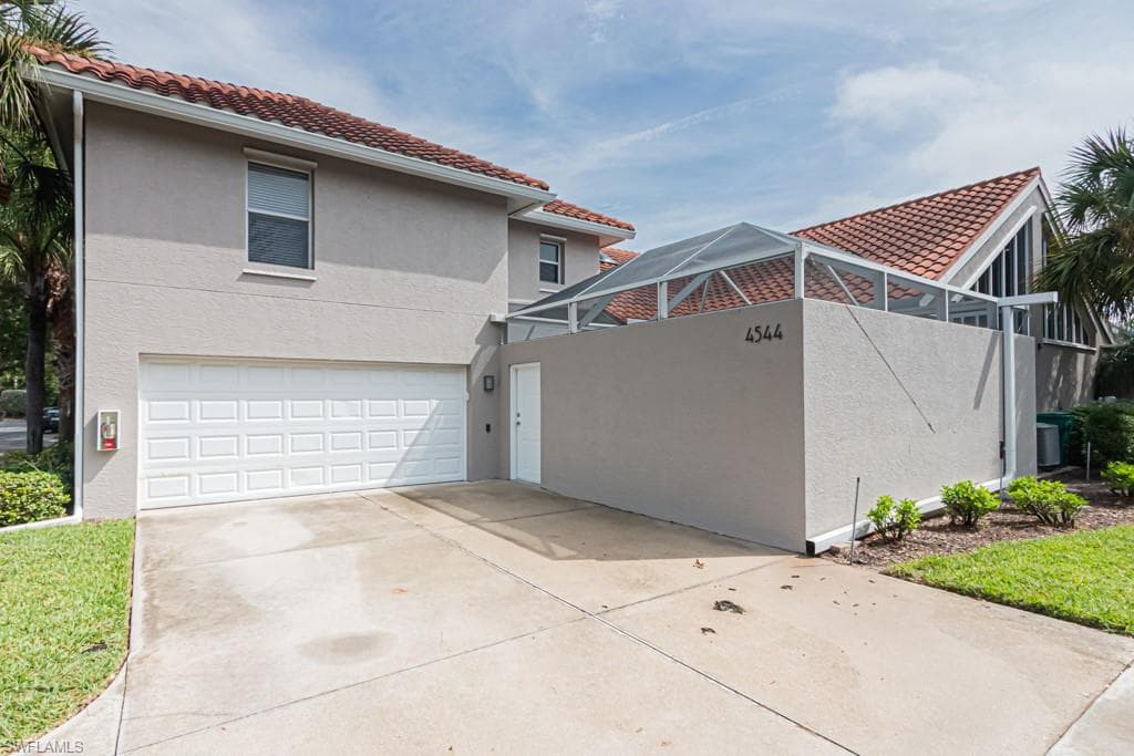4544 Court WAY # 18D, NAPLES FL 34109-40