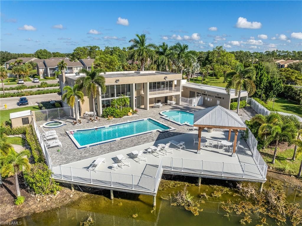 201 Santa Clara DR # 07, NAPLES FL 34104-21