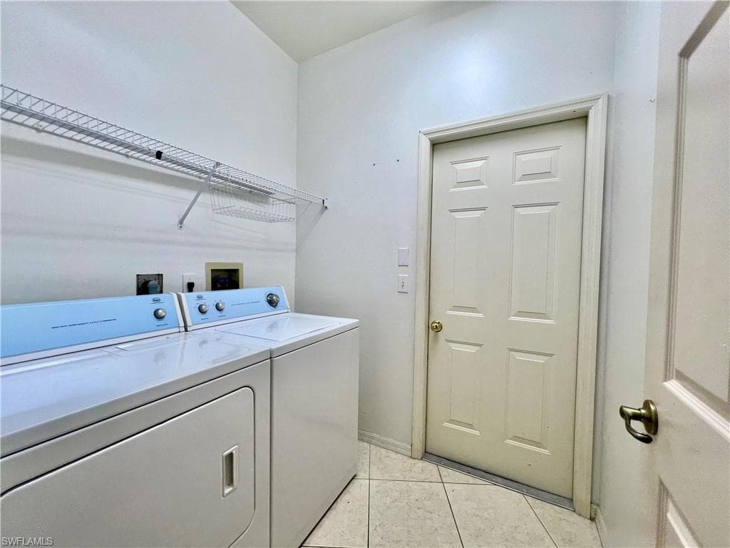 443 Crossfield CIR # 74, NAPLES FL 34104-41