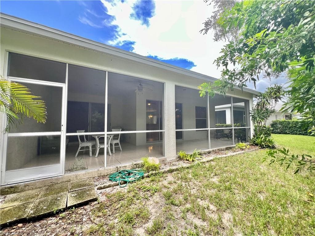 443 Crossfield CIR # 74, NAPLES FL 34104-23