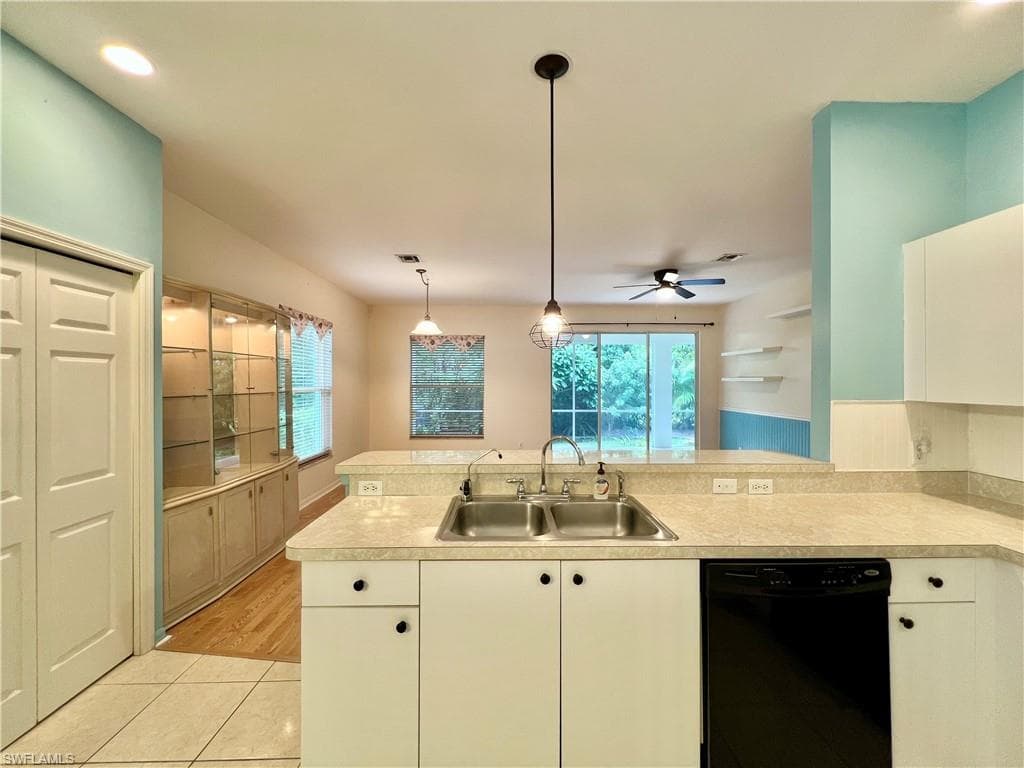 443 Crossfield CIR # 74, NAPLES FL 34104-10
