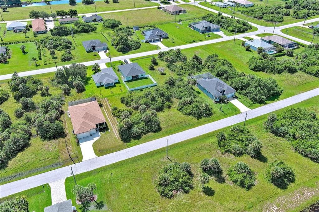 148 Spring DR, ROTONDA WEST FL 33947-18