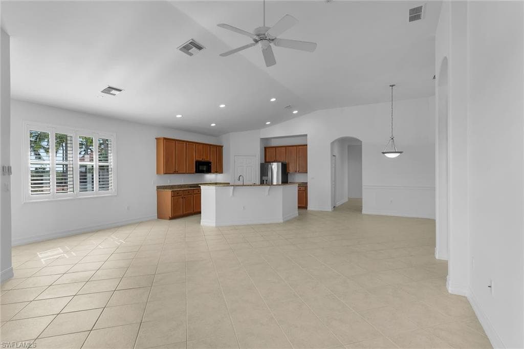 1294 Rialto WAY # 202, NAPLES FL 34114-16