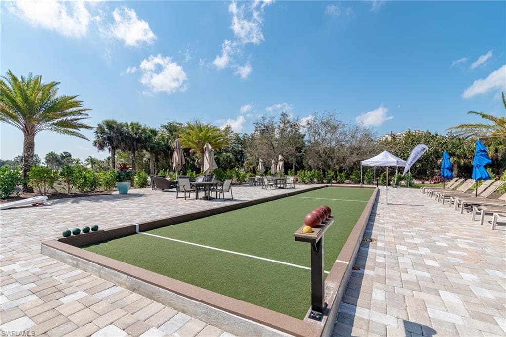 1294 Rialto WAY # 202, NAPLES FL 34114-46