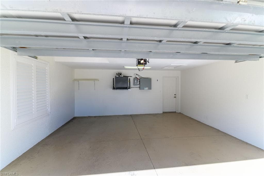 1294 Rialto WAY # 202, NAPLES FL 34114-32