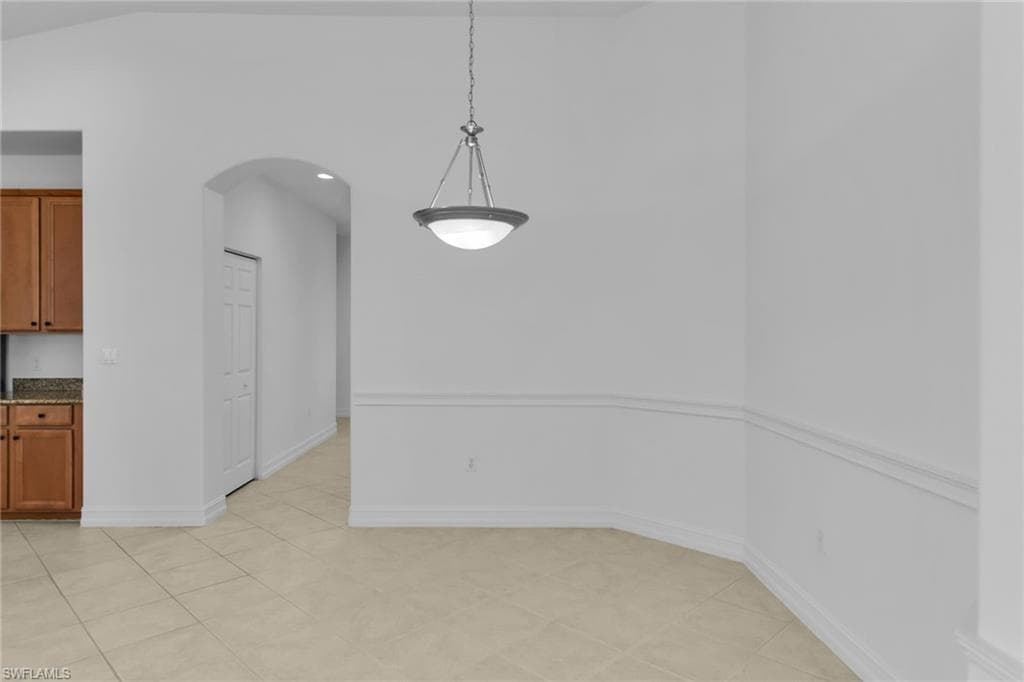 1294 Rialto WAY # 202, NAPLES FL 34114-17