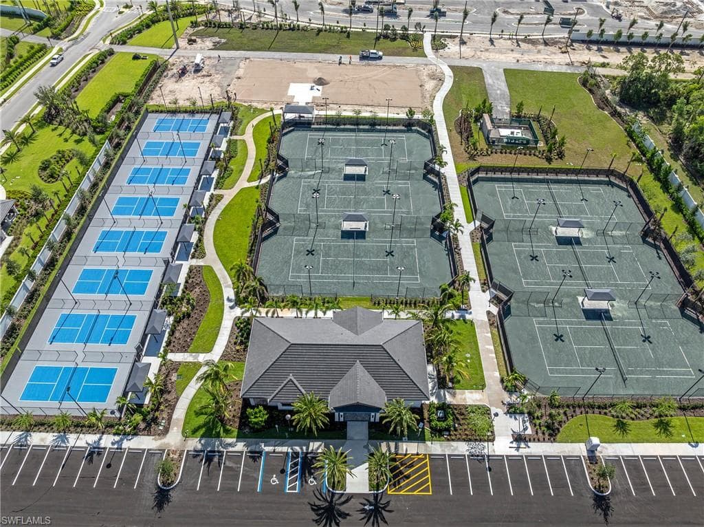 9584 Caymas TER, NAPLES FL 34114-26