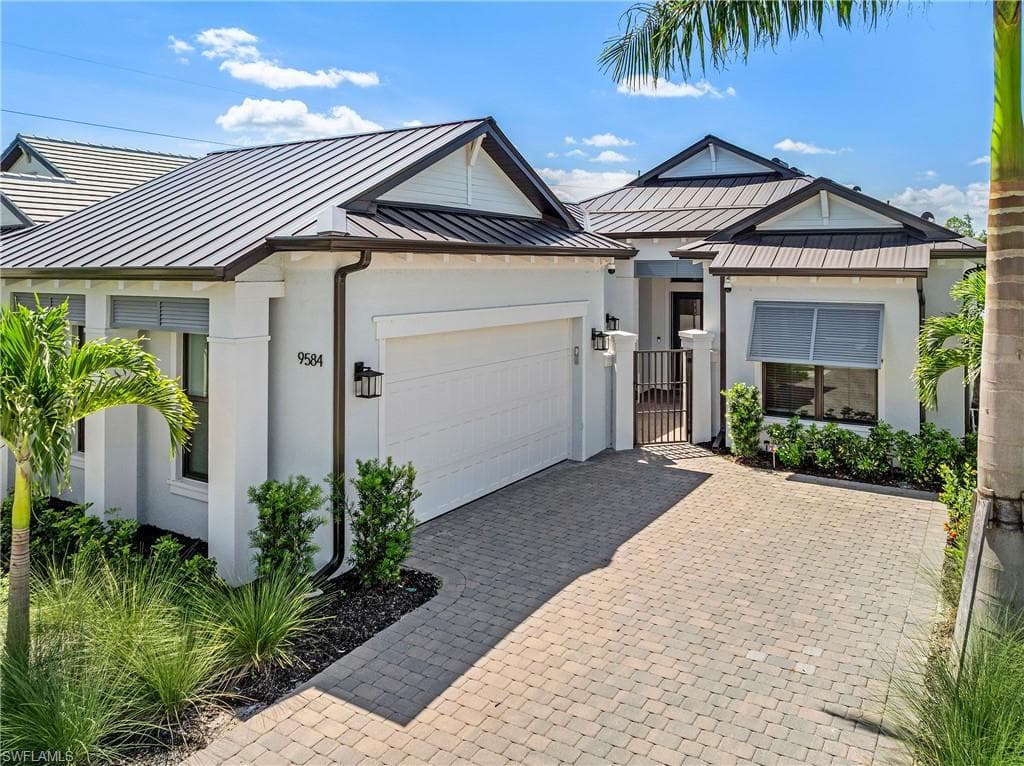 9584 Caymas TER, NAPLES FL 34114-32