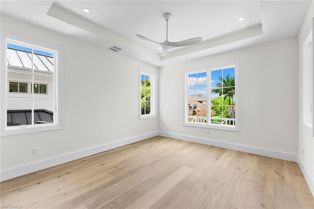 2131 Marina DR-26
