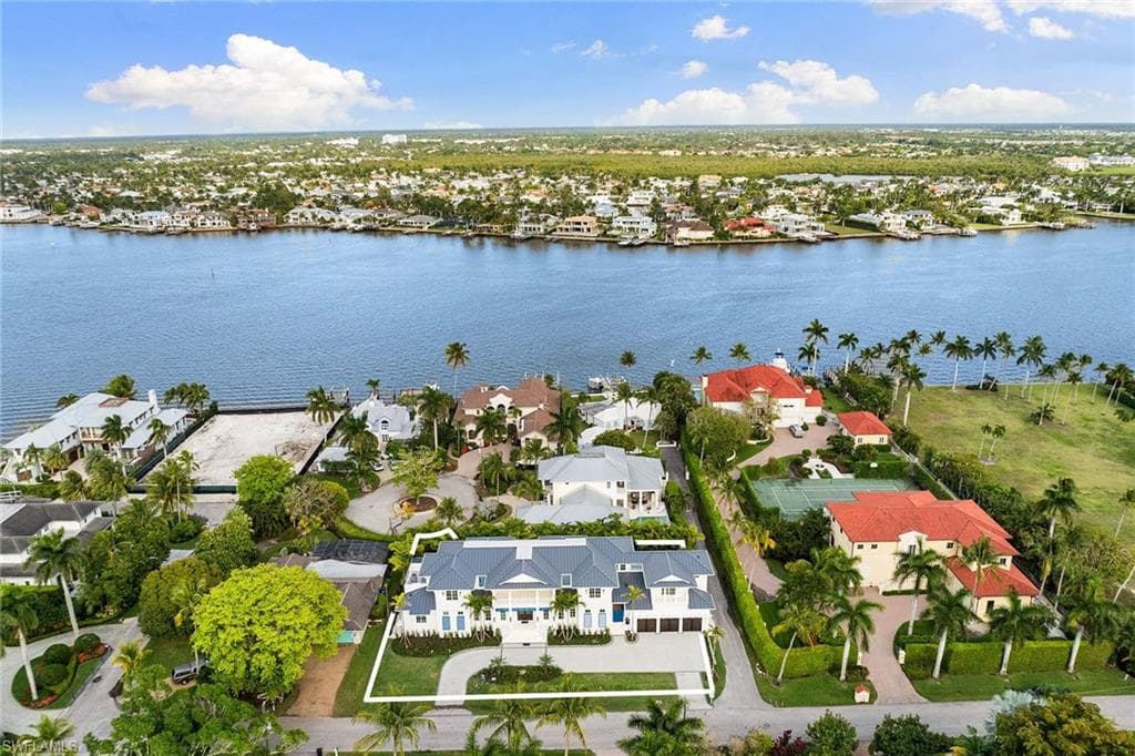 2131 Marina DR-42