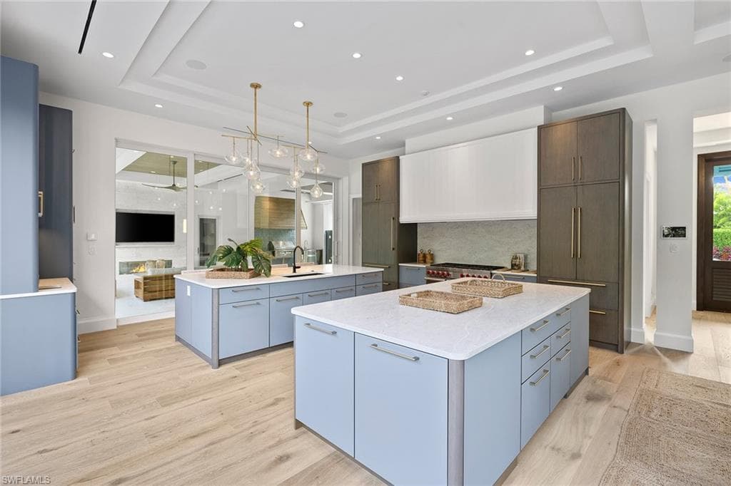 2131 Marina DR-11