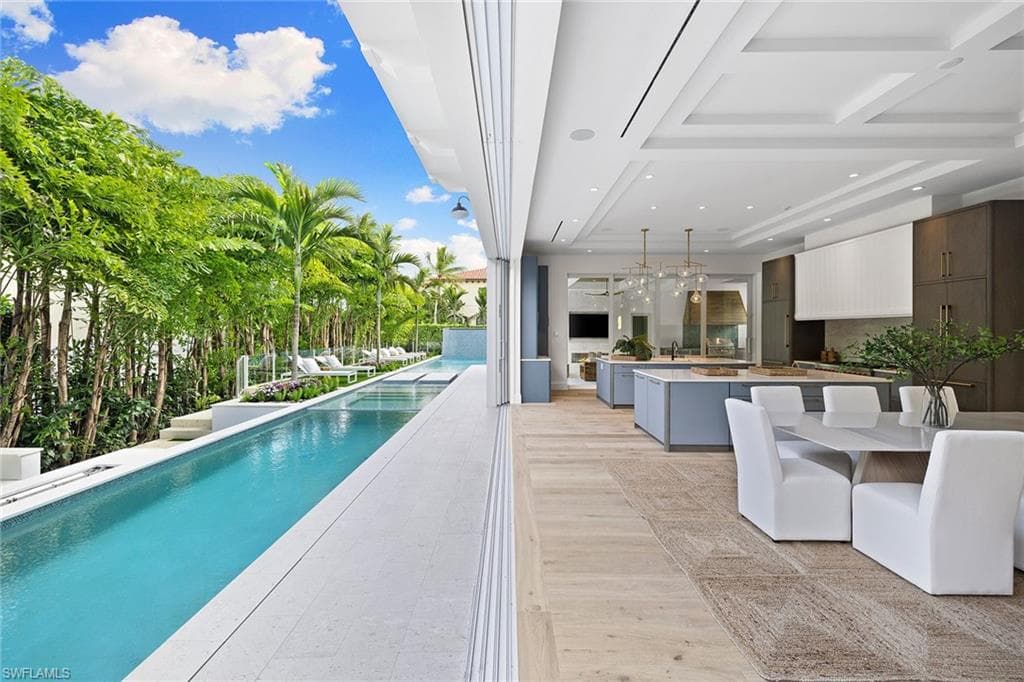 2131 Marina DR-9