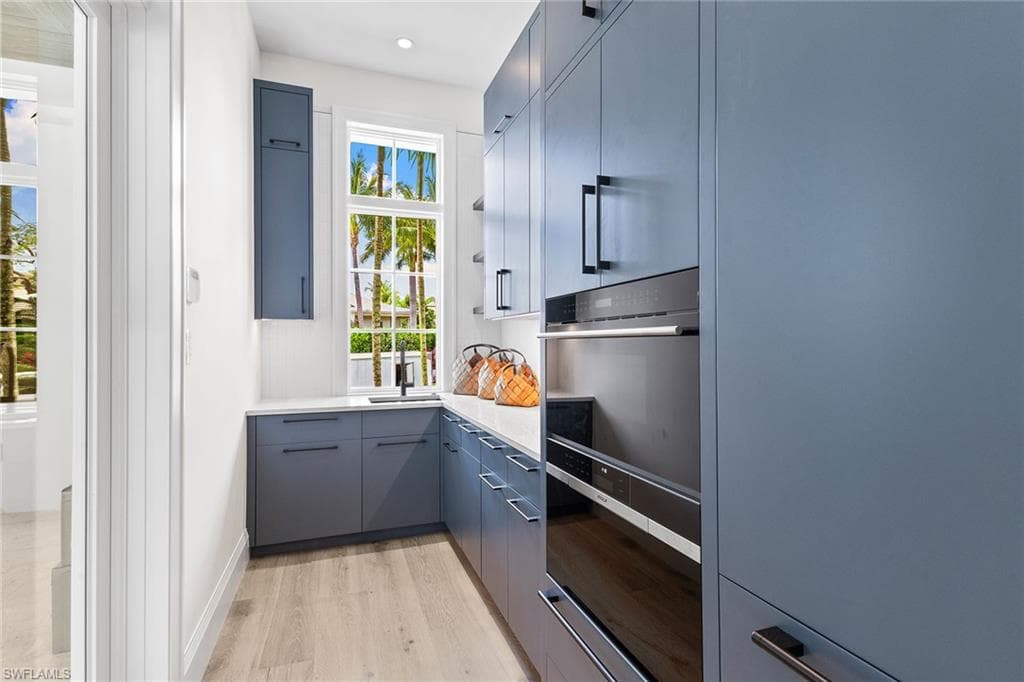 2131 Marina DR-14