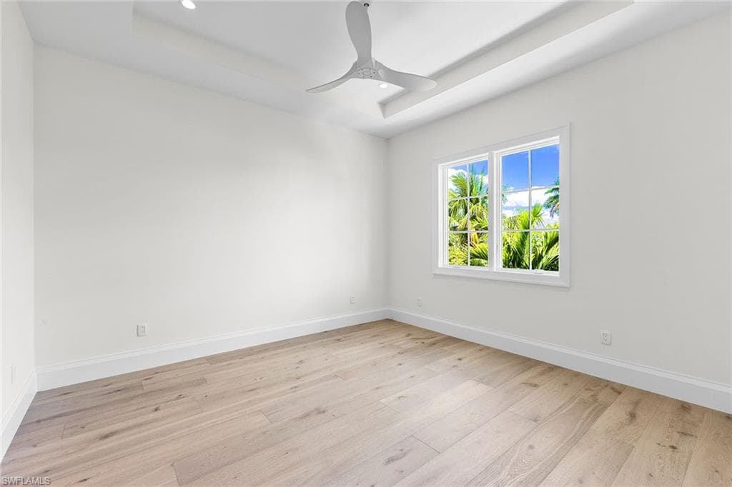 2131 Marina DR-28