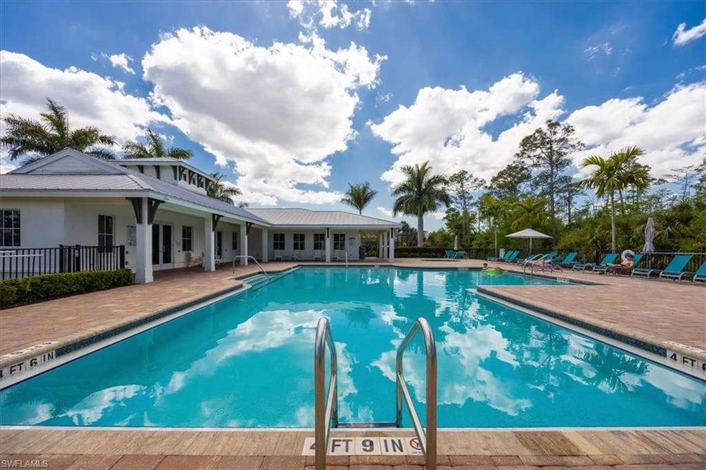 3845 Helmsman DR, NAPLES FL 34120-48