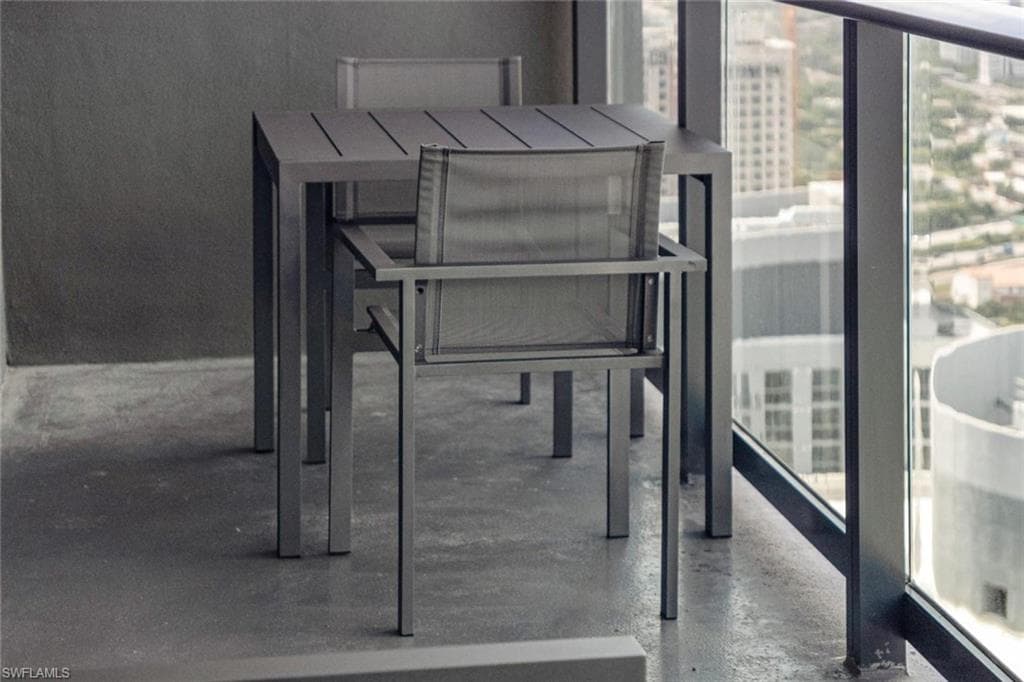 159 NE 6th ST # 5101, MIAMI FL 33132-39