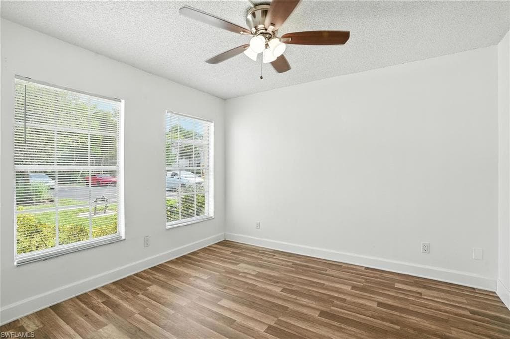 201-5 Santa Clara DR # 201, NAPLES FL 34104-16