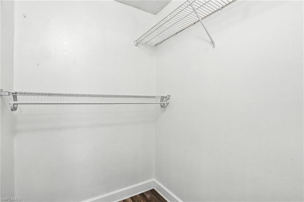 201-5 Santa Clara DR # 201, NAPLES FL 34104-9