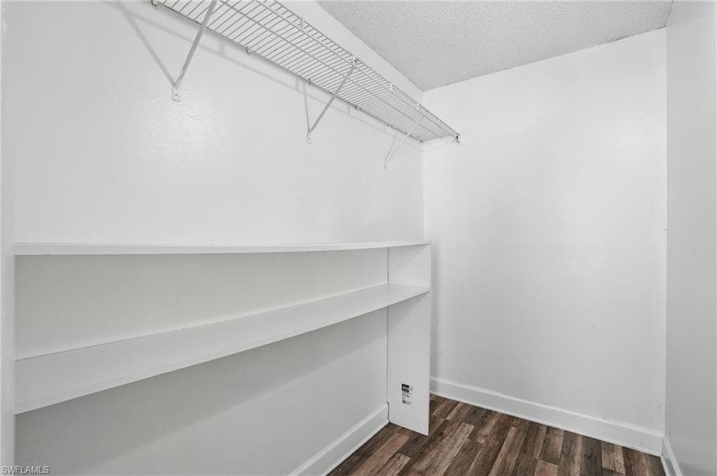 201-5 Santa Clara DR # 201, NAPLES FL 34104-20