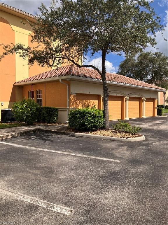 2904 Tuscan DR # 303, CAPE CORAL FL 33909-1