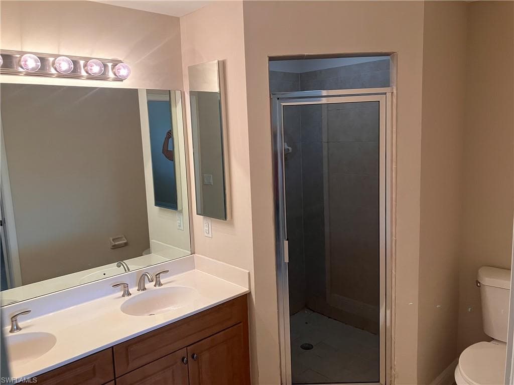 2904 Tuscan DR # 303, CAPE CORAL FL 33909-16