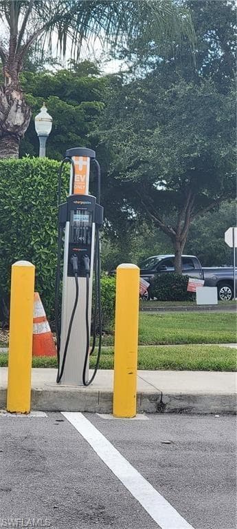 2904 Tuscan DR # 303, CAPE CORAL FL 33909-25