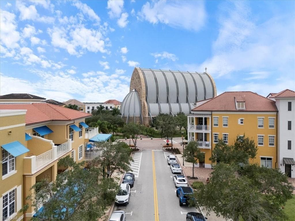 5068 Annunciation CIR # 4302, IMMOKALEE FL 34142-35