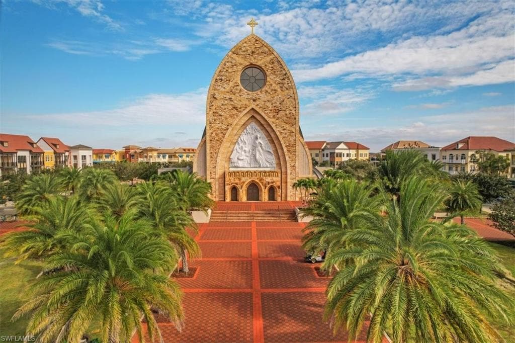 5068 Annunciation CIR # 4302, IMMOKALEE FL 34142-30