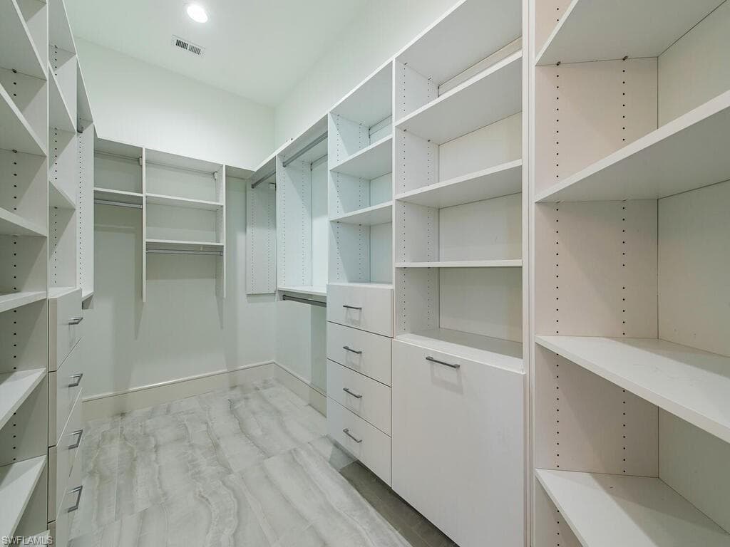 60 Seagate DR # 305, NAPLES FL 34103-10